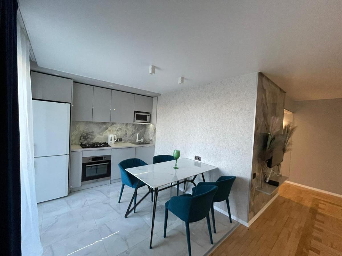 Citadel Vip Apartment Lviv Exterior foto